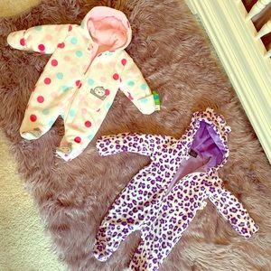 NWT 2 pc set. Baby snuggies
